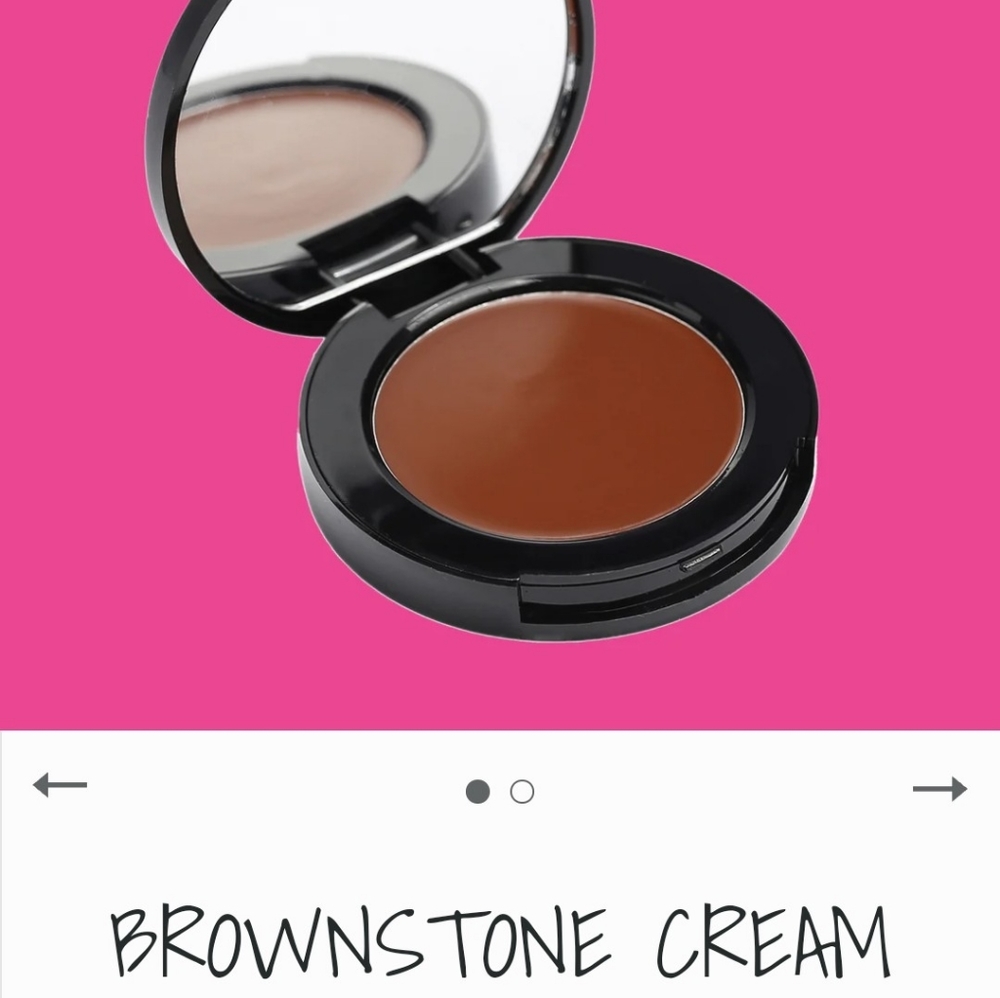 Premium Make-Up Bundle - Picture 5 of 5
